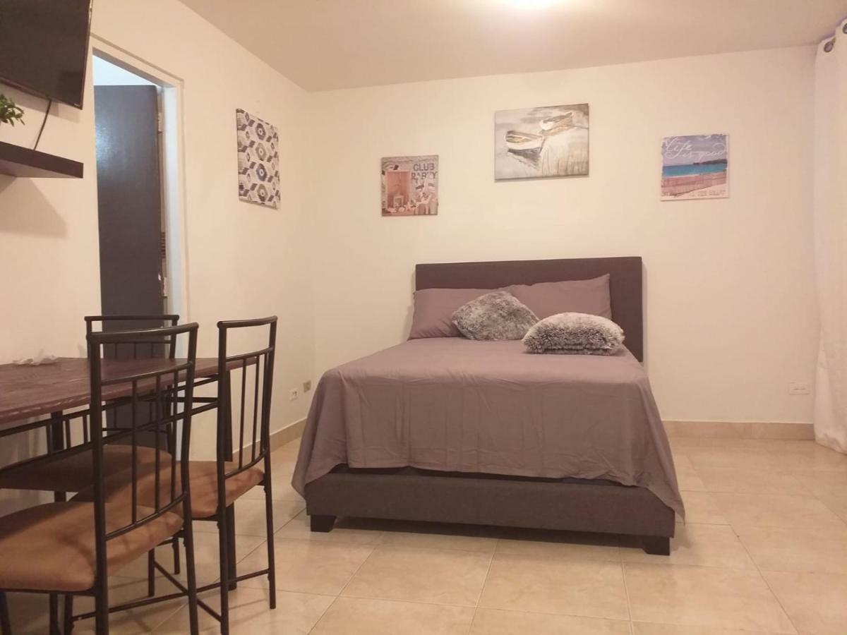 Beach Front Apt 4 At Isla Verde Tower Apartament San Juan Zewnętrze zdjęcie